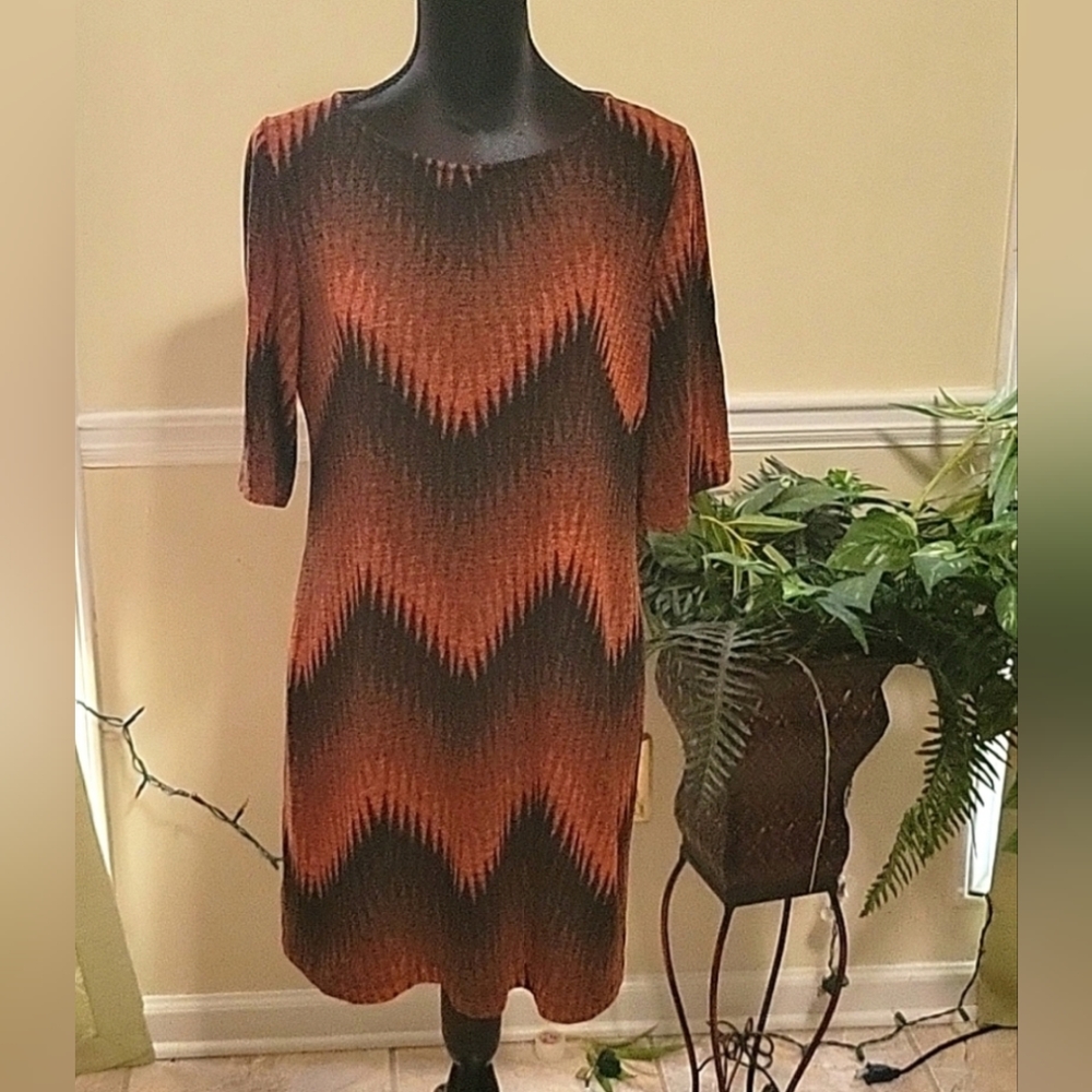 Metaphor black and orange chevron shift dress sz 12